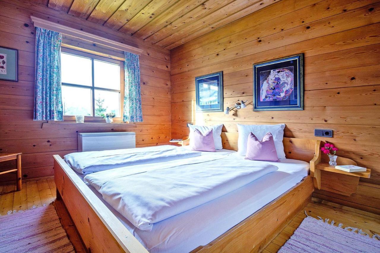 Chalets In อีเบิน อิม พอนเกา ภายนอก รูปภาพ